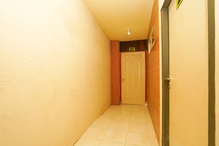 Public Area 3, OYO 710 Naomi Heritage, Surabaya