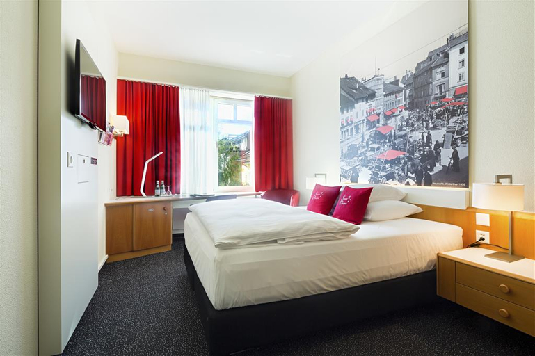 Bedroom 3, Hotel Wartmann am Bahnhof, Winterthur