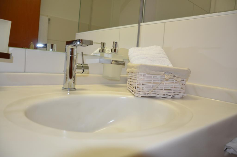 Bathroom 4, Hotel Garni Reulein, Lindau (Bodensee)