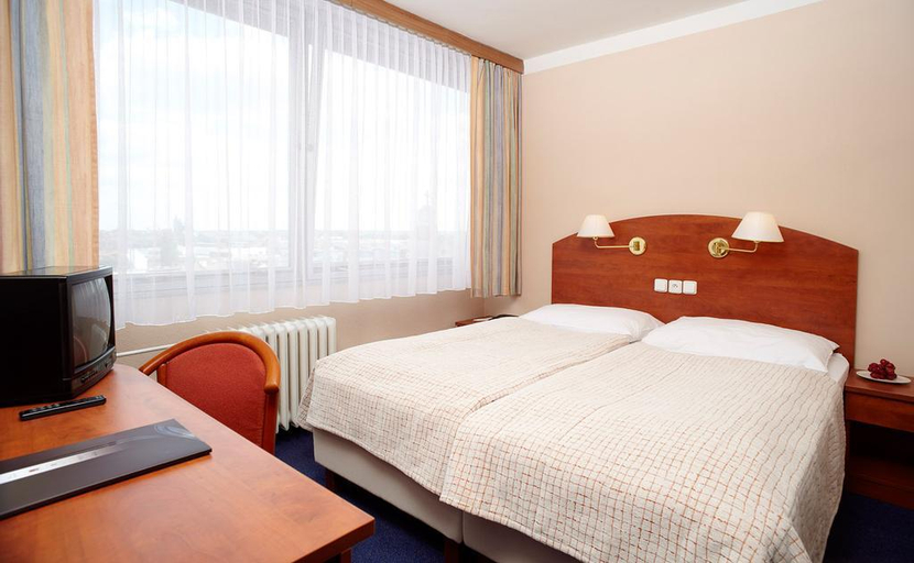 Bedroom 4, Amber Cernigov, Hradec Králové