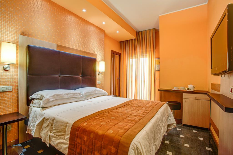 Bedroom 3, Genty, Rimini