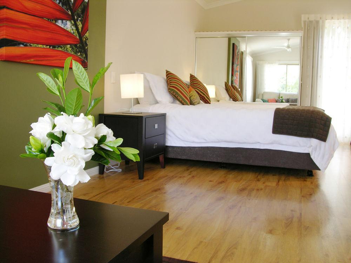Bedroom 4, Camelot Cottages, Tamborine Mountain