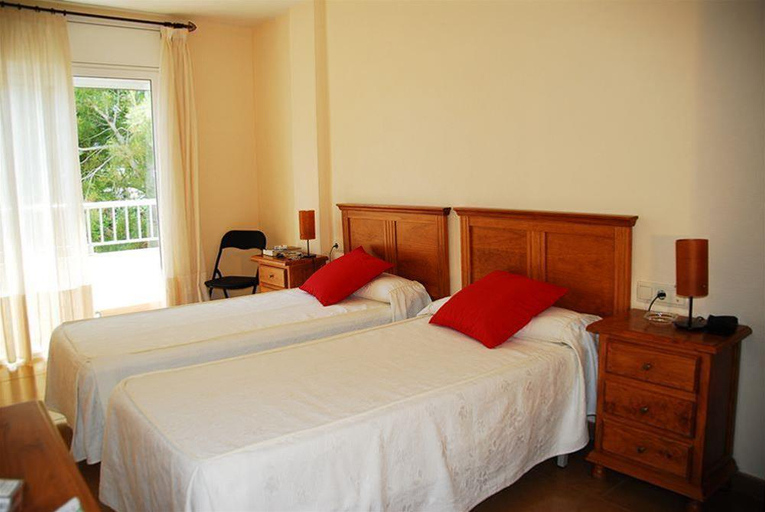 Bedroom 4, Hotel Oreneta, Tarragona
