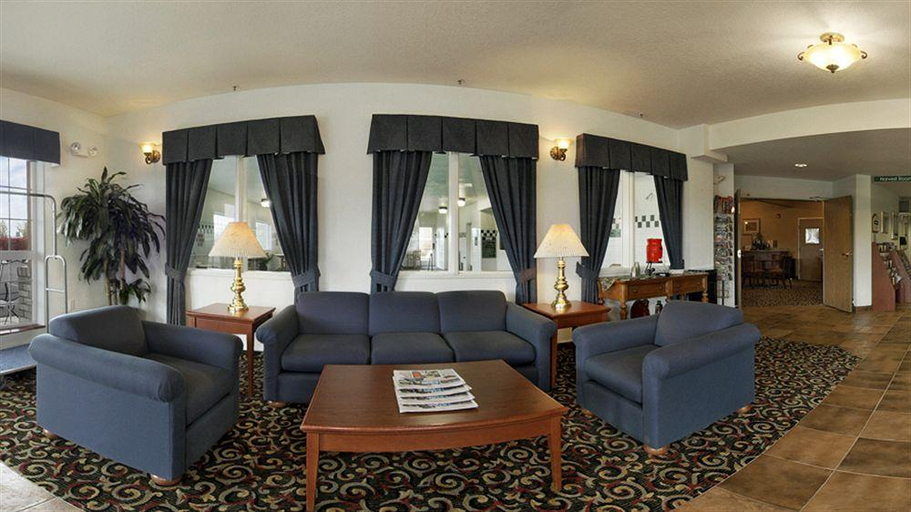 Exterior & Views 2, Red Lion Inn & Suites McMinnville, Yamhill