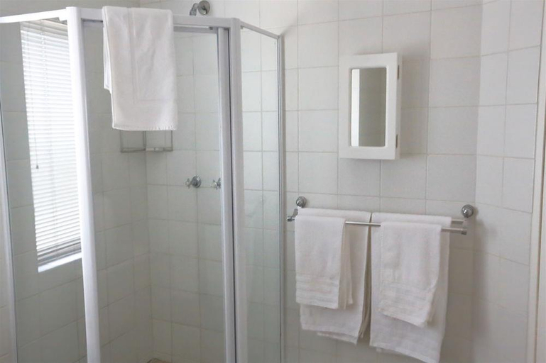Bathroom 5, Sandton Times Square Serviced Apartments, City of Johannesburg