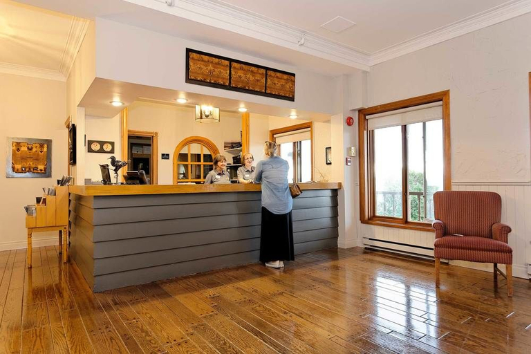 Public Area, Hotel Cap Aux Pierres, Charlevoix