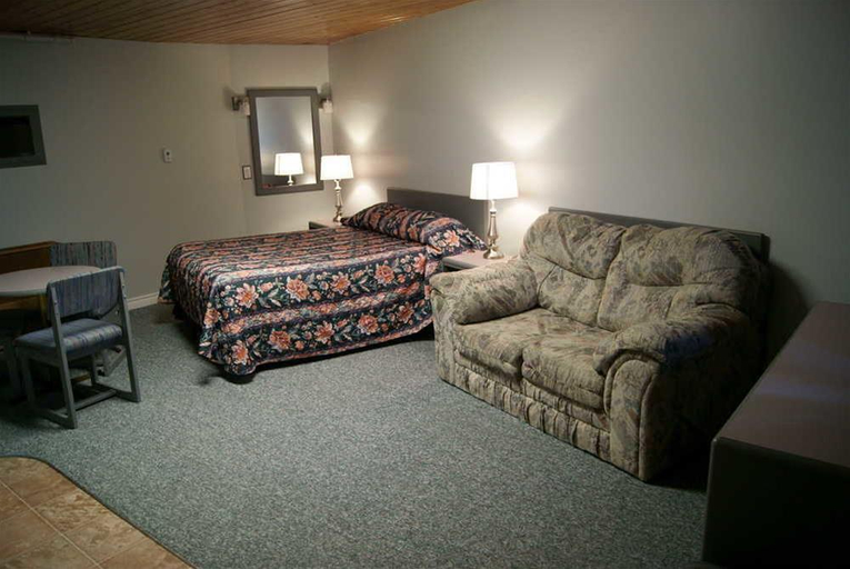 Bedroom 3, Kootenay Country Inn, East Kootenay