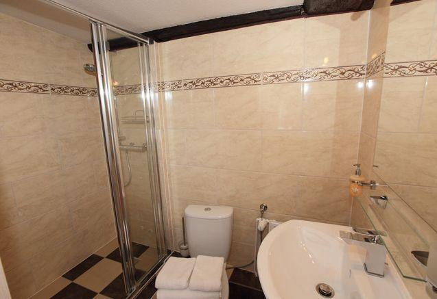 Bathroom 4, Primo Hotel Am Fischmarkt, Stade