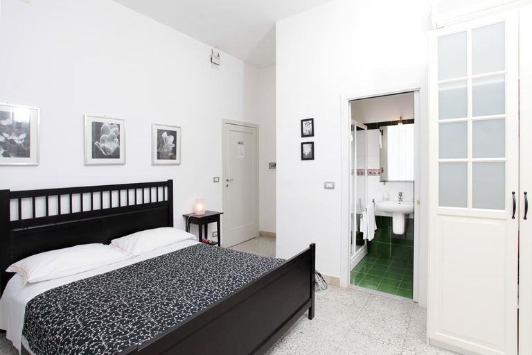Bedroom 3, Il Vicolo B&B, Messina