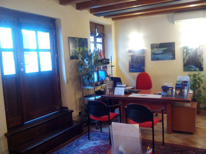 Public Area 3, Villa dei Cedri Hotel & Residence, Verona