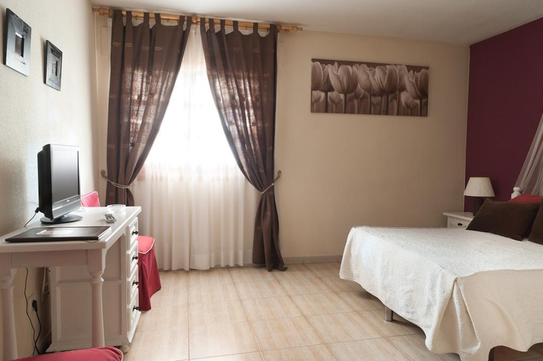 Bedroom 5, Hotel Algete, Madrid