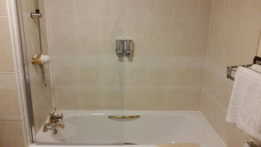 Bathroom 4, The Garrison, Sheffield