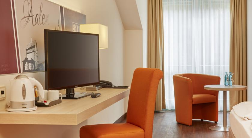Bedroom 4, Taste Hotel Limes Thermen Aalen, Ostalbkreis