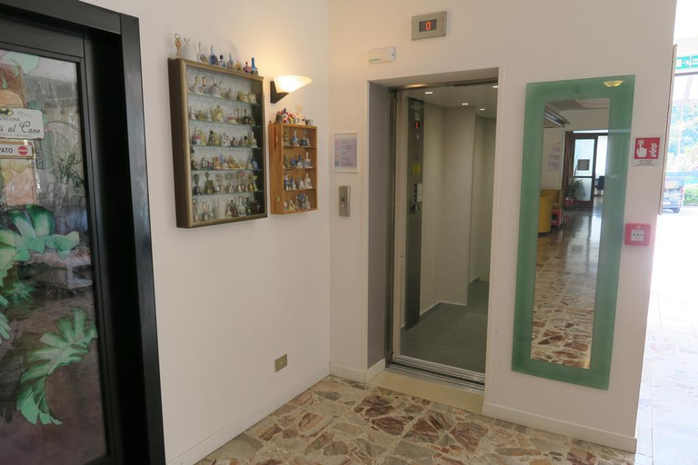 Public Area 3, Angelini, Trento