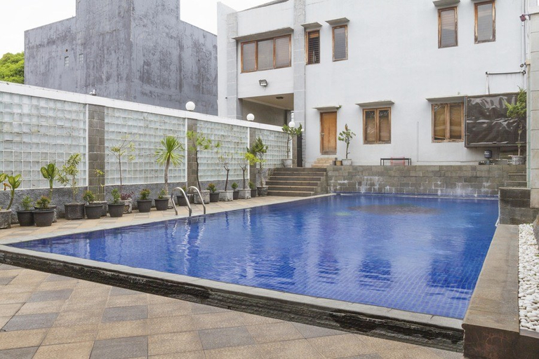 Sport & Beauty 5, RedDoorz near Jatinangor Town Square, Sumedang