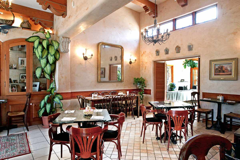 Food & Drinks 5, El Rey Court, Santa Fe