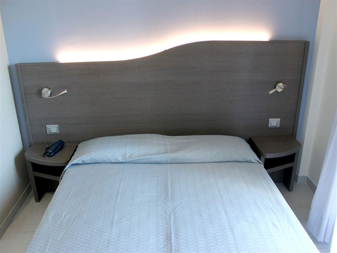Bathroom 5, HOTEL ACQUARIO, Chieti