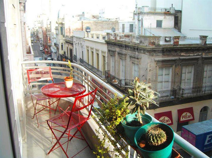 Exterior & Views, Casa Sarandi Guesthouse, Montevideo