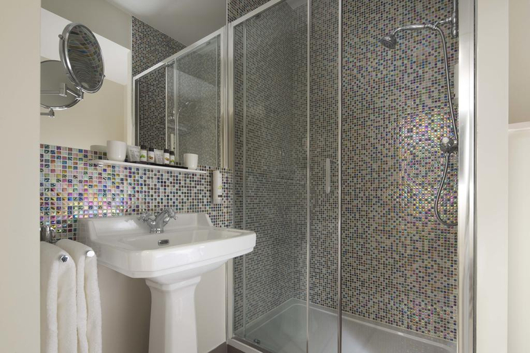 Bathroom 4, Céleste Hôtel à Paris, Paris