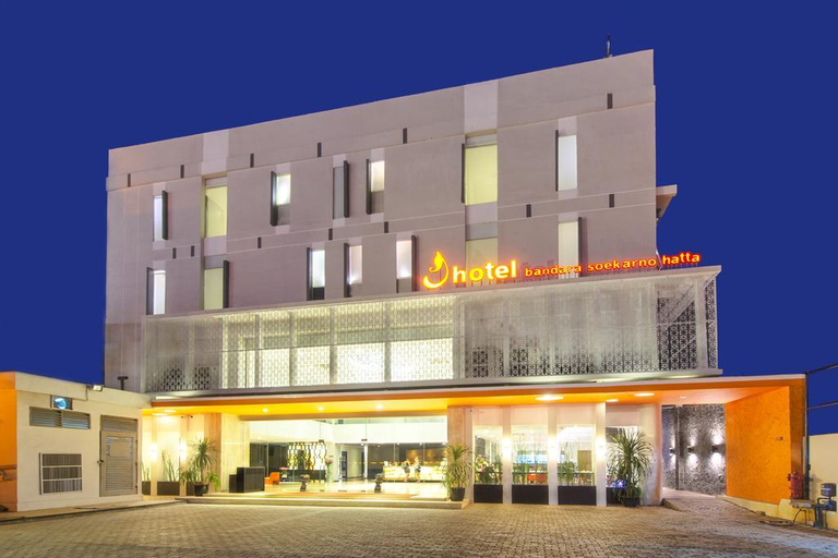 J Hotel Soekarno Hatta, Tangerang