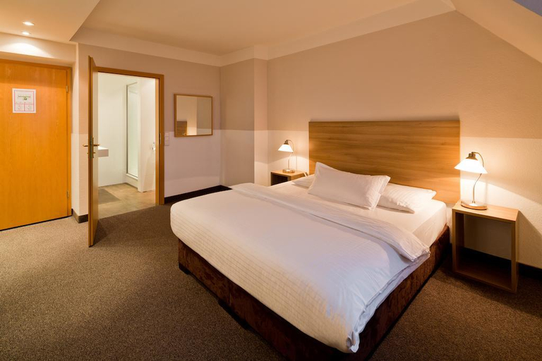 Bedroom 4, Hotel Stachus, München