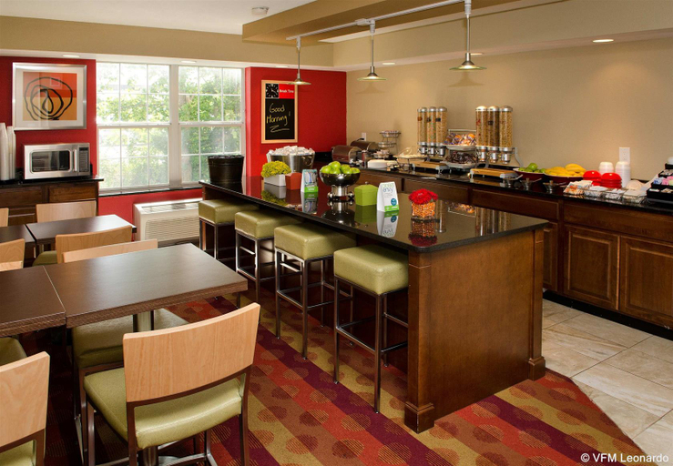 Food & Drinks, TownePlace Suites St. Louis Fenton, Saint Louis