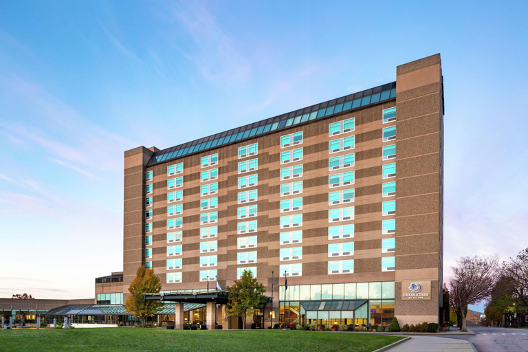 DoubleTree by Hilton Manchester Downtown, Hillsborough