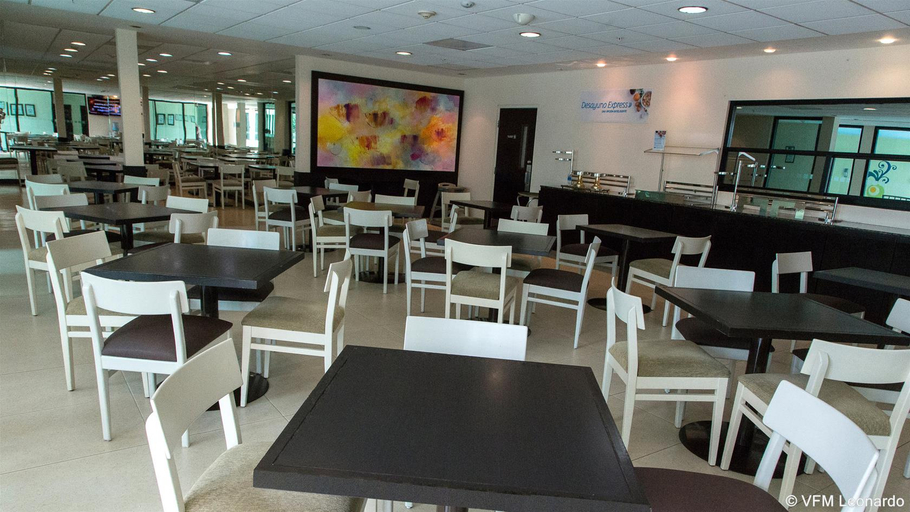 Food & Drinks 5, Excellence Express San Juan del Río, San Juan del Río