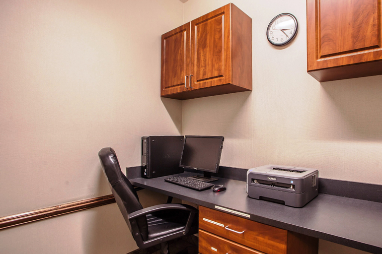 Comfort Suites Grayslake near Libertyville North, Lake