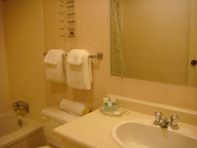 Bathroom 4, Cassandra Hotel, Greater Vancouver