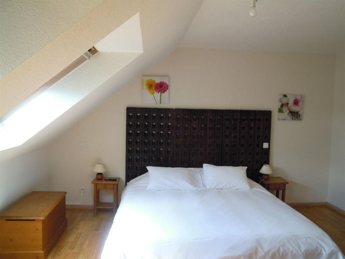 Bedroom 3, Bagatelle, Marne