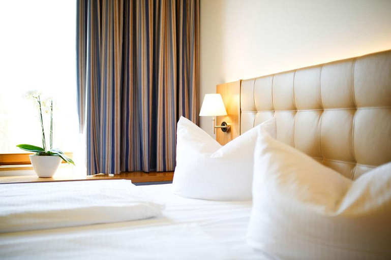 Bedroom 3, Ostseehotel Dierhagen, Vorpommern-Rügen