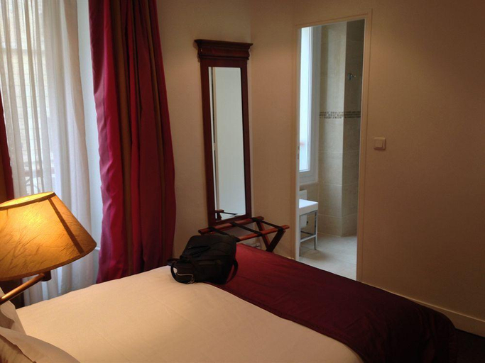 Bedroom 3, Hotel Agenor, Paris