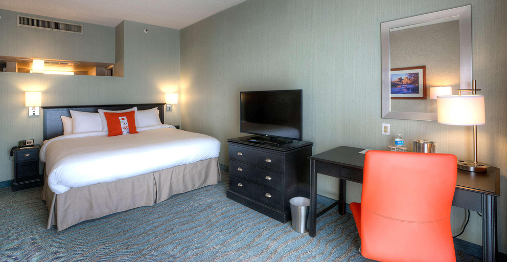 Bedroom 4, DoubleTree by Hilton Phoenix North, Maricopa