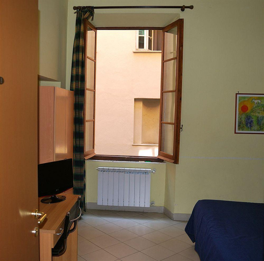 Bathroom, Teatro, La Spezia