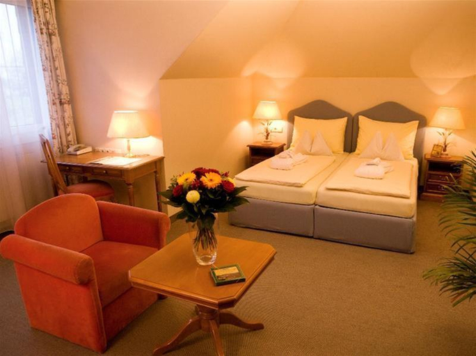 Bedroom 3, Hotel am Sachsengang, Gänserndorf