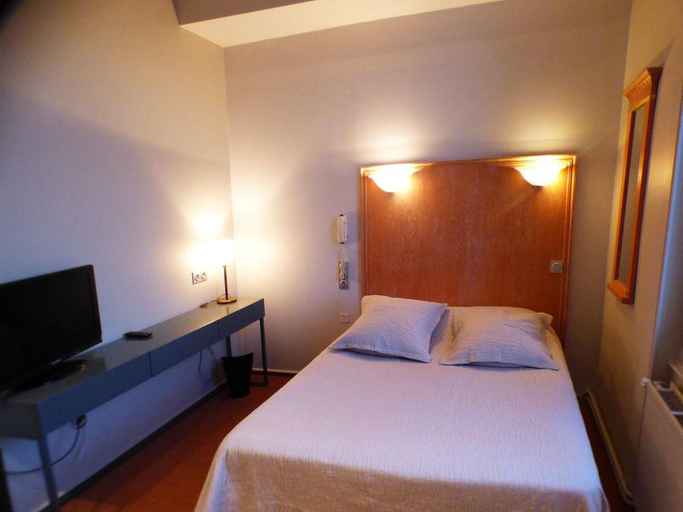 Bedroom 4, Terminus du Forez, Loire