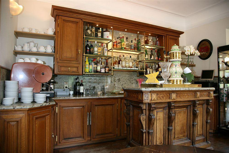 Dining Room, Chateau de Vignee, Namur