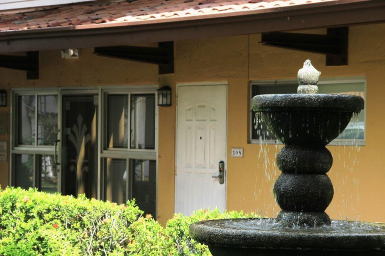 Exterior & Views 2, Albrook Inn, Panamá