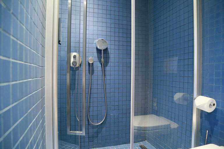 Bathroom 5, Le Citizen Hôtel, Paris