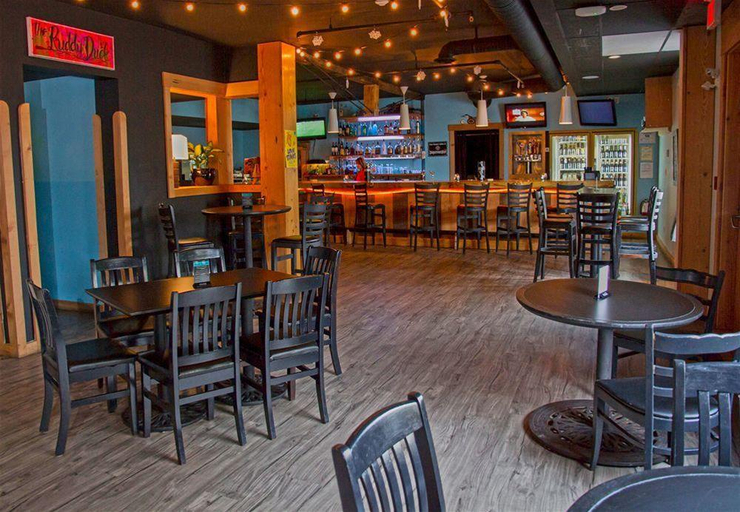 Food & Drinks 5, Hotel Squamish, Squamish-Lillooet