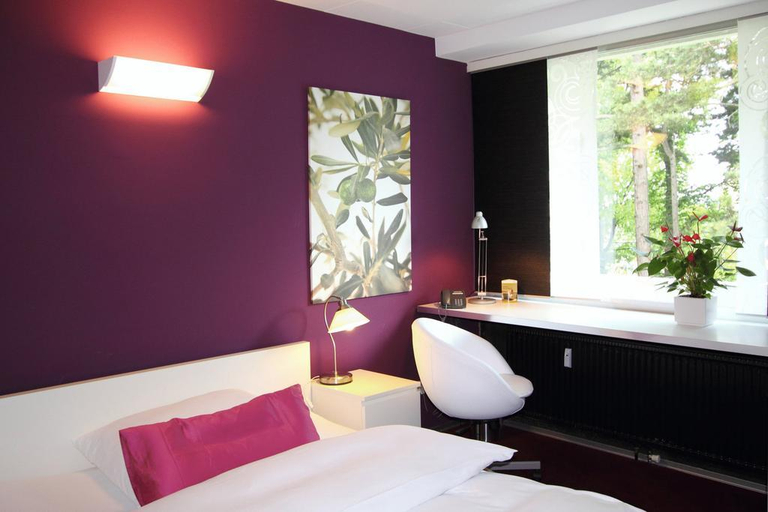 Bathroom 3, College Garden Hotel, Baden