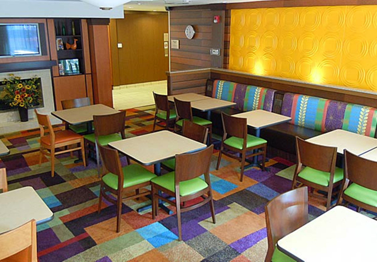 Public Area 2, Fairfield Inn & Suites by Marriott Ukiah - Mendocino County, Mendocino