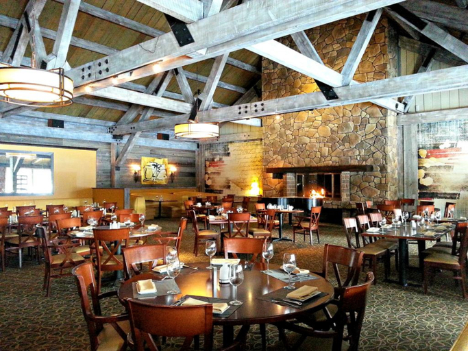 Food & Drinks 3, The Abbey Resort and Spa, Walworth