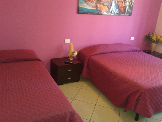 Bedroom 4, Alenic, Rome