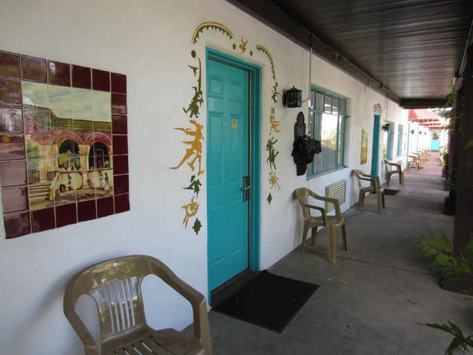 Public Area 2, El Rey Court, Santa Fe