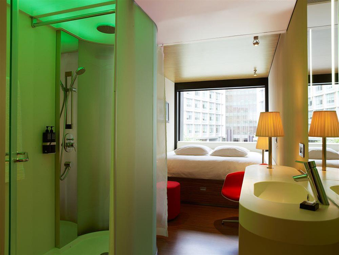 Bathroom 5, citizenM London Bankside, London