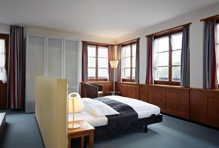 Bedroom 3, Flora Alpina, Luzern