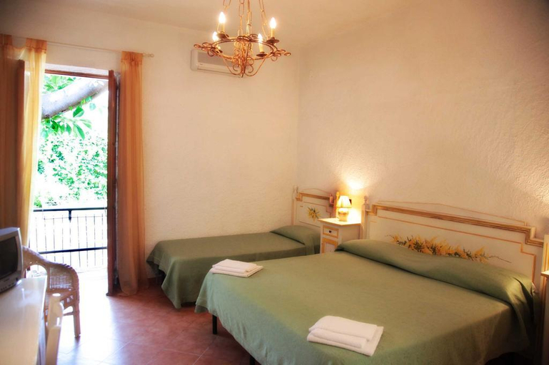 Bedroom 2, Villa Giada, Vibo Valentia