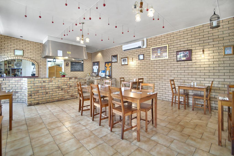 Food & Drinks 5, Comfort Inn Warwick, Warwick - Central